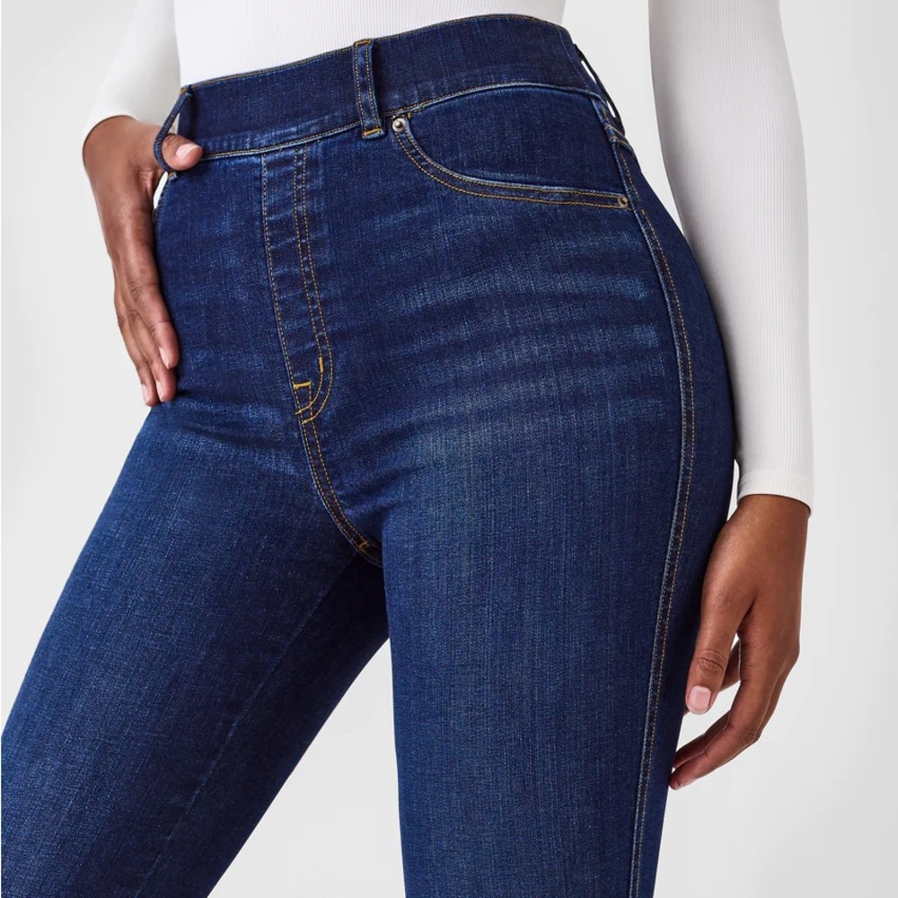 NWT SPANX Flare Jeans in Midnight Shade